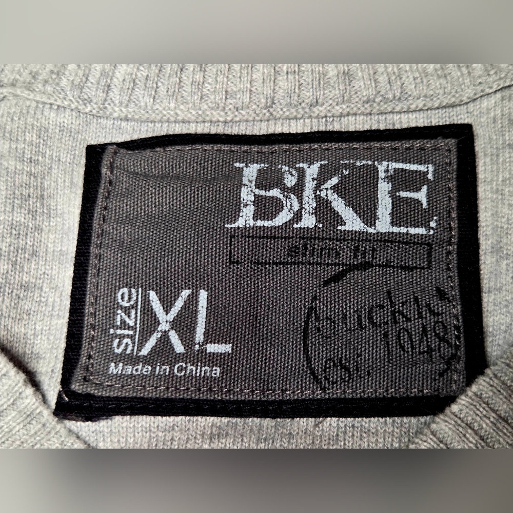BKE Buckle Slim Fit Size XL Extra Large Gray Argyle V-Neck Cotton Sweater B5 - Picture 4 of 7